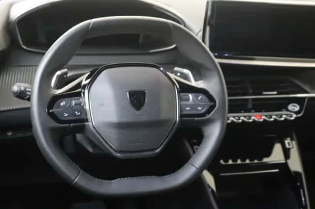 Peugeot 2008 (2025) thumbnail 6