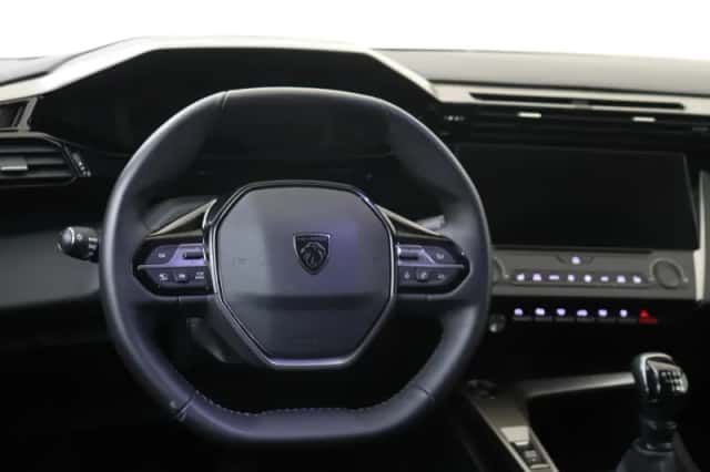 Peugeot 308 (2023) thumbnail 6
