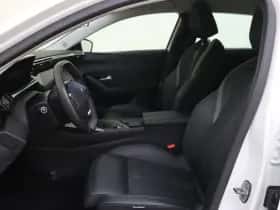 Peugeot 308 (2023) thumbnail 9
