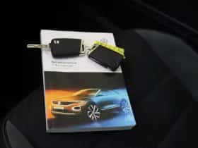 Volkswagen T-Roc (2020) thumbnail 25