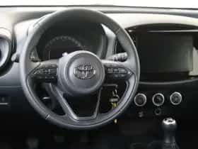 Toyota Aygo (2024) thumbnail 6