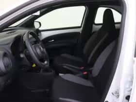 Toyota Aygo (2024) thumbnail 10