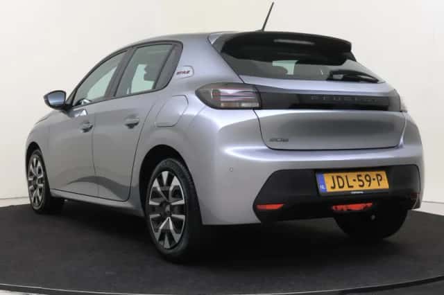 Peugeot 208 (2025) thumbnail 4