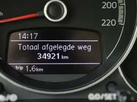Volkswagen Up! (2023) thumbnail 9