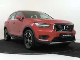 Volvo XC40 (2021) thumbnail 3