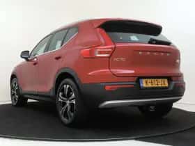 Volvo XC40 (2021) thumbnail 4