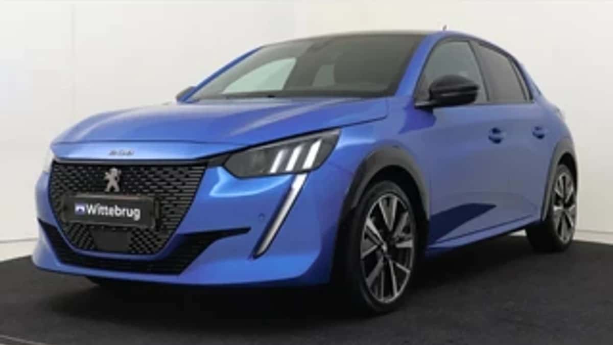 Peugeot 208 (2020) — foto 1