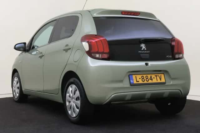 Peugeot 108 (2021) thumbnail 4