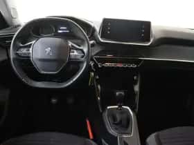 Peugeot 2008 (2020) thumbnail 5