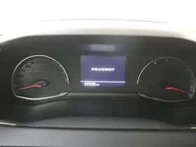 Peugeot 2008 (2020) thumbnail 7
