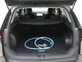 Kia Sportage (2023) thumbnail 41