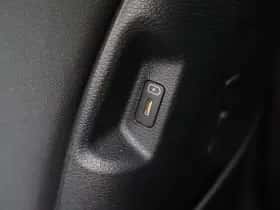 Kia Sportage (2023) thumbnail 44
