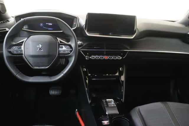 Peugeot e-2008 (2023) thumbnail 5