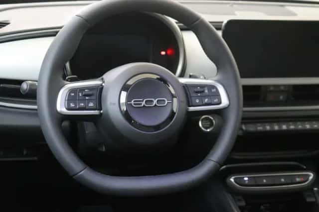 Fiat 600 (2025) thumbnail 6