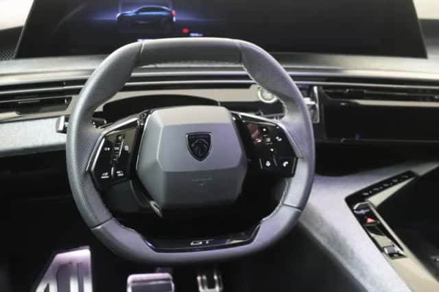 Peugeot e-3008 (2025) thumbnail 6