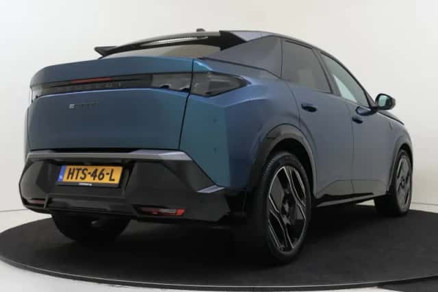 Peugeot e-3008 (2025) thumbnail 3