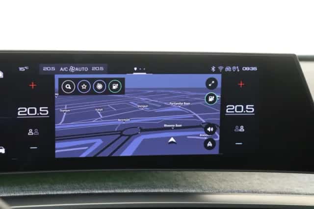 Peugeot e-3008 (2025) thumbnail 6