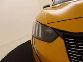 Peugeot 208 (2021) thumbnail 13