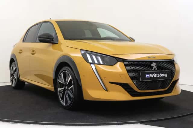 Peugeot 208 (2021) thumbnail 3