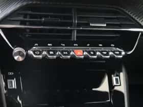 Peugeot 208 (2021) thumbnail 28