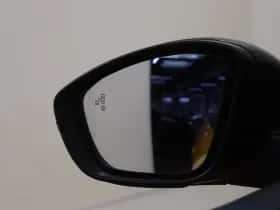 Peugeot 208 (2021) thumbnail 30