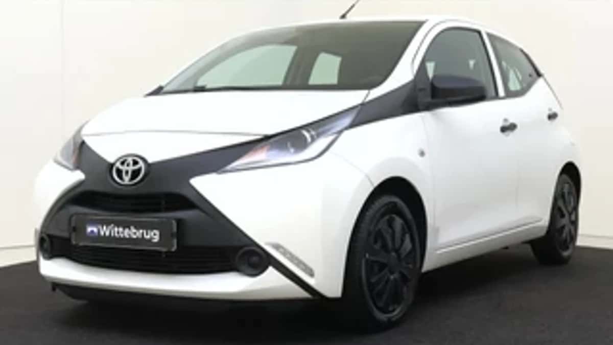 Toyota Aygo (2017) — foto 1