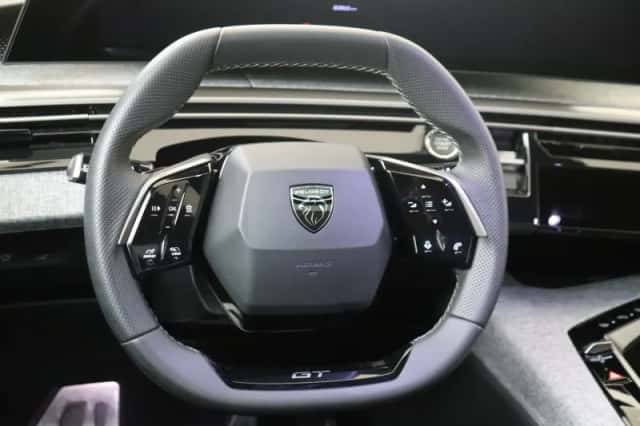 Peugeot E-5008 (2025) thumbnail 6