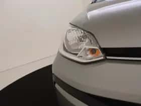 Volkswagen Up! (2023) thumbnail 13