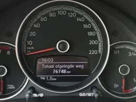 Volkswagen Up! (2023) thumbnail 9