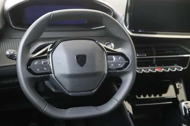 Peugeot 2008 (2025) thumbnail 6
