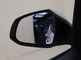 Hyundai i10 (2023) thumbnail 25