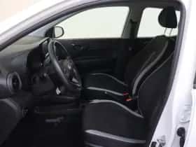 Hyundai i10 (2023) thumbnail 10