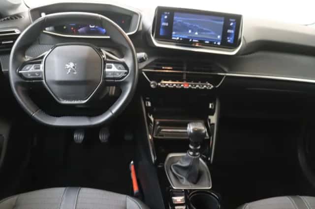 Peugeot 208 (2021) thumbnail 5