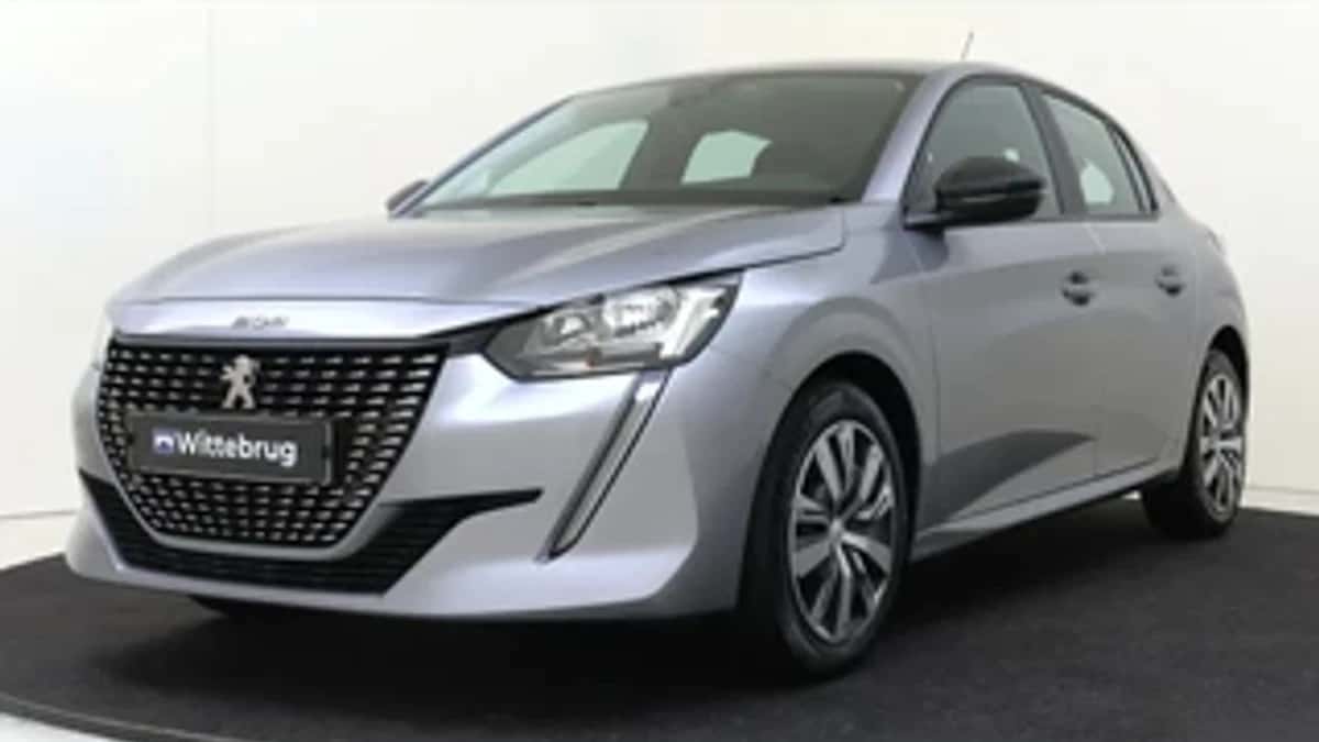 Peugeot 208 (2023) — foto 1