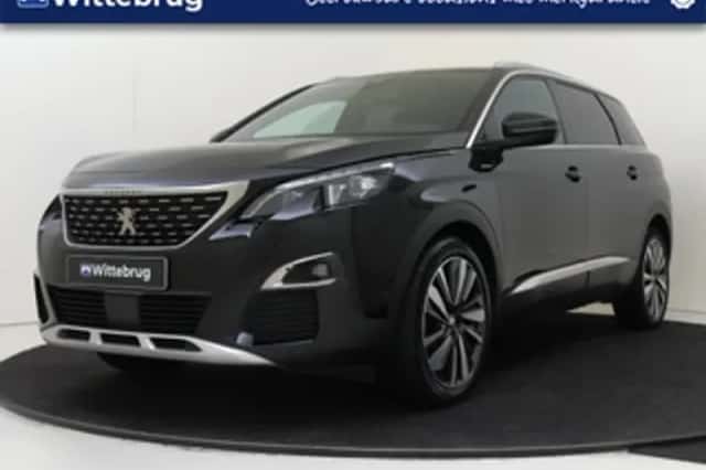 Peugeot 5008 (2021) thumbnail 1