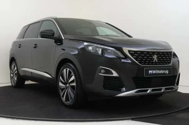 Peugeot 5008 (2021) thumbnail 3