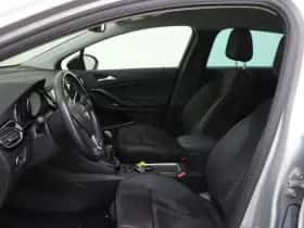 Opel Astra (2021) thumbnail 10