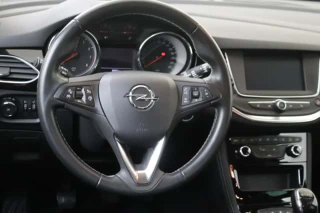 Opel Astra (2021) thumbnail 6