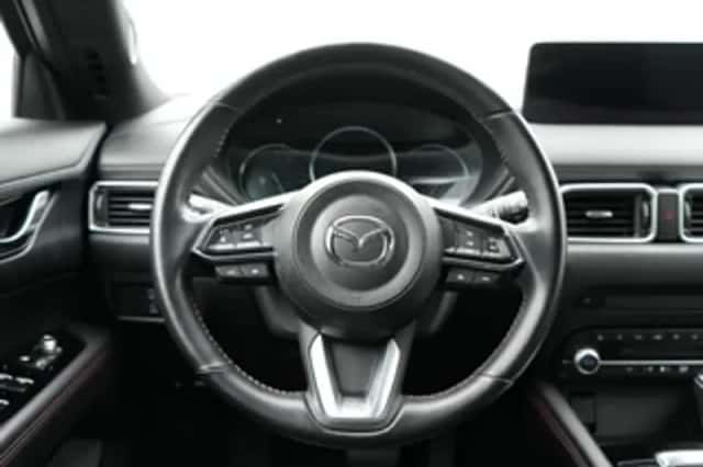 Mazda CX-5 (2022) thumbnail 5