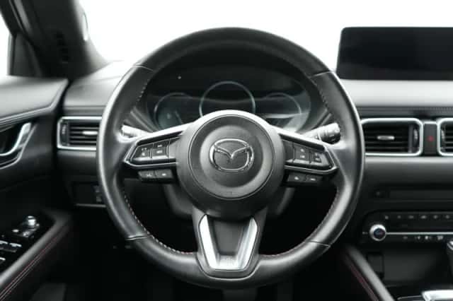 Mazda CX-5 (2022) thumbnail 4