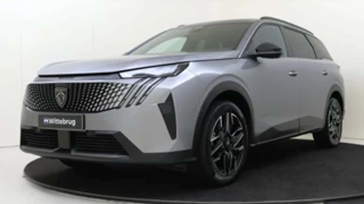 Peugeot 5008 (2025) — foto 1