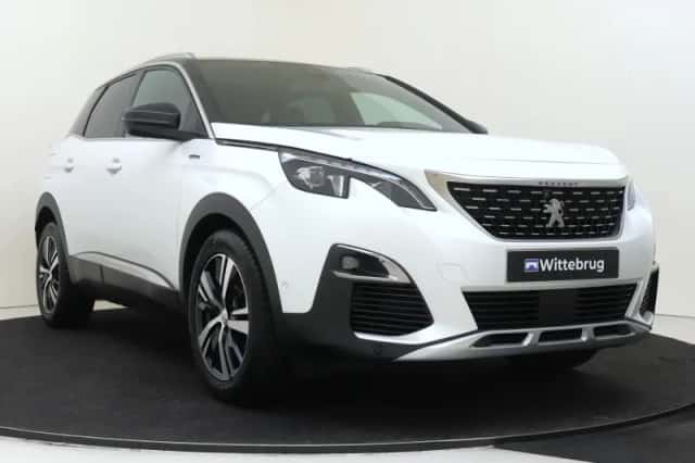 Peugeot 3008 (2018) thumbnail 3