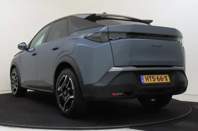 Peugeot 3008 (2025) thumbnail 4