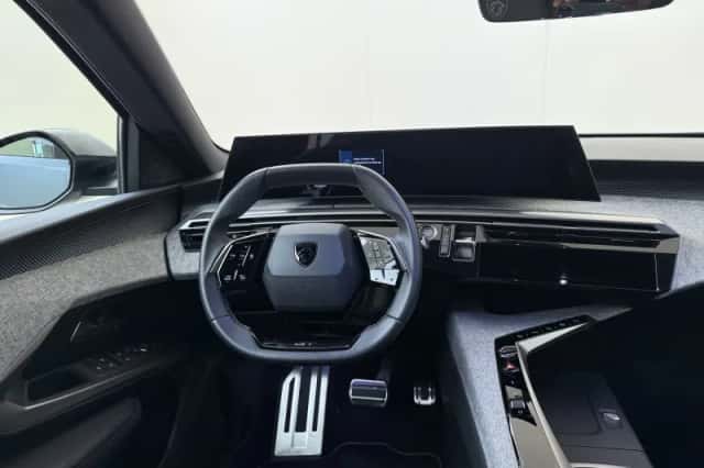 Peugeot 3008 (2025) thumbnail 5