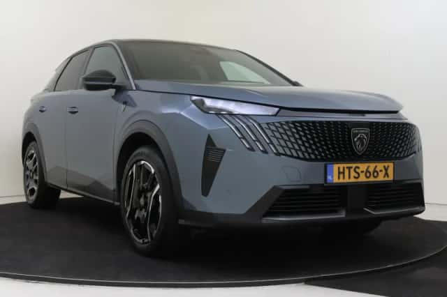 Peugeot 3008 (2025) thumbnail 3