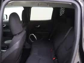 Jeep Renegade (2015) thumbnail 12