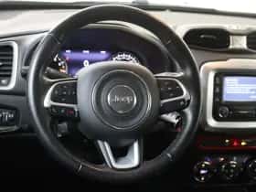 Jeep Renegade (2015) thumbnail 6