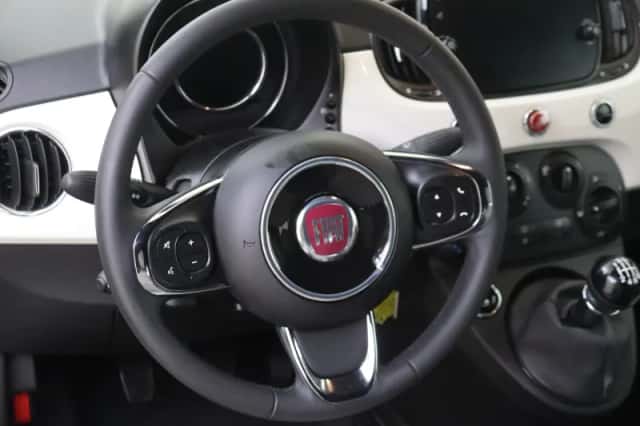 Fiat 500 (2022) thumbnail 6