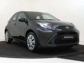 Toyota Aygo (2023) thumbnail 3