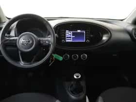 Toyota Aygo (2023) thumbnail 5